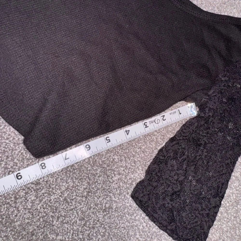 Bozzolo‎ Black Cropped Half-Sleeved Top